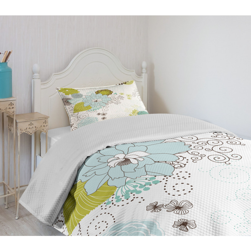 Pastel Romantic Ornament Bedspread Set