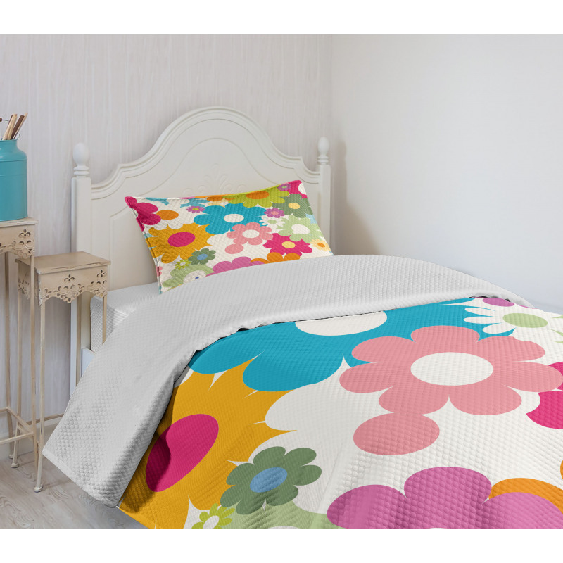 Sixties Inspiration Bedspread Set