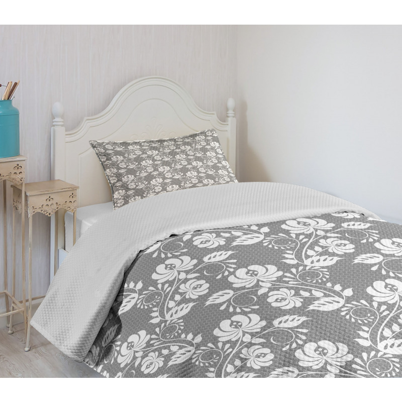 Leaves Swirls and Dots Bedspread Set