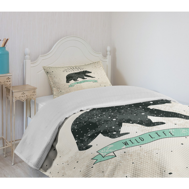 Vintage Wildlife Bedspread Set