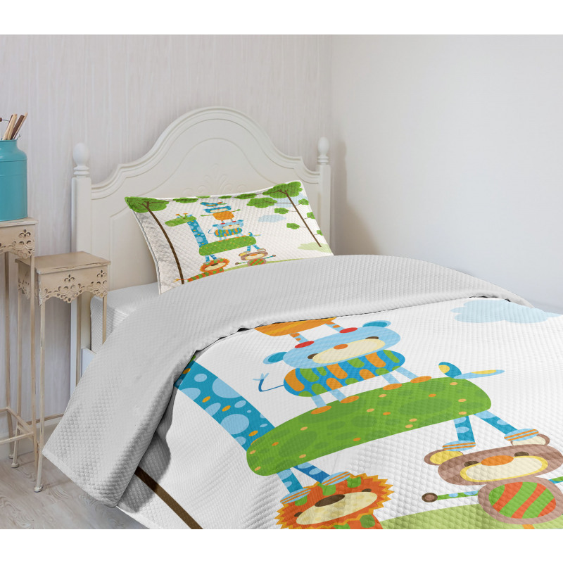 Funny Jungle Creatures Bedspread Set