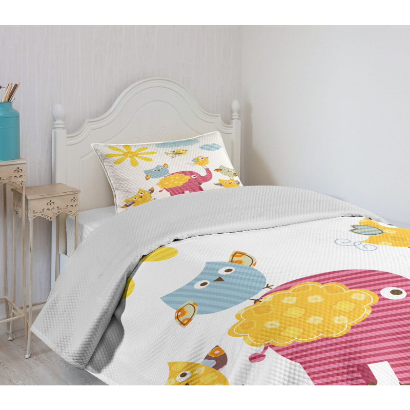 Colorful Birds Bedspread Set