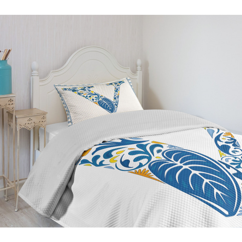 Capital Font Framework Bedspread Set