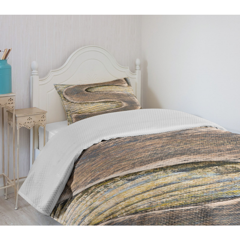 Wooden Block S Font Bedspread Set