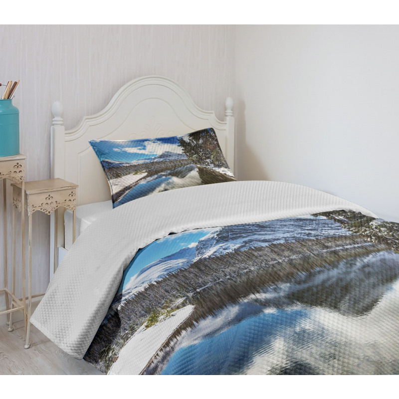 Tranquil National Park Bedspread Set