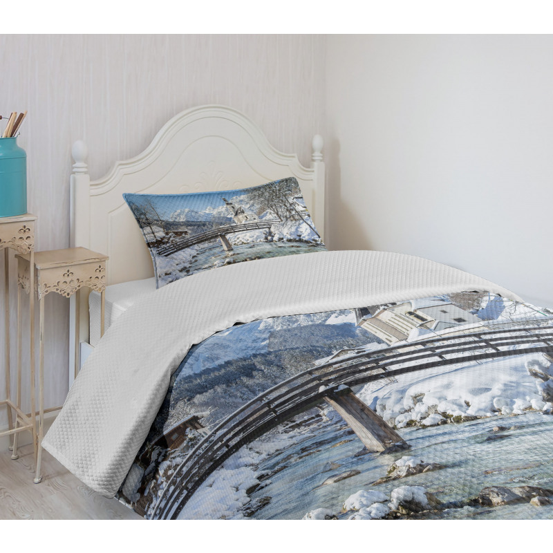 Scenic View Panorama Bedspread Set