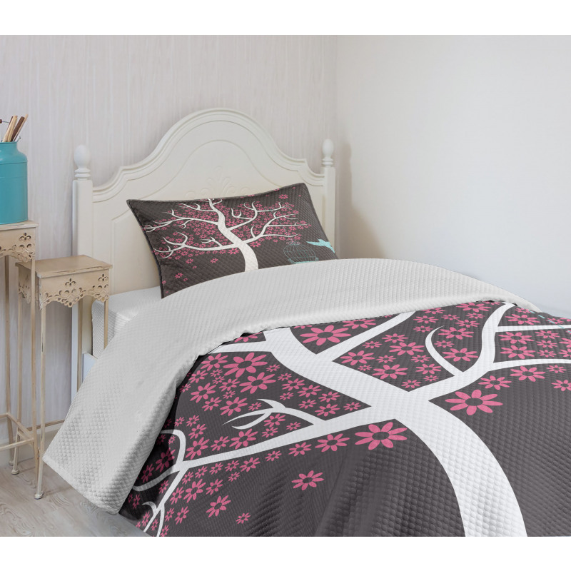 Tree Bitd Cage Leaves Bedspread Set