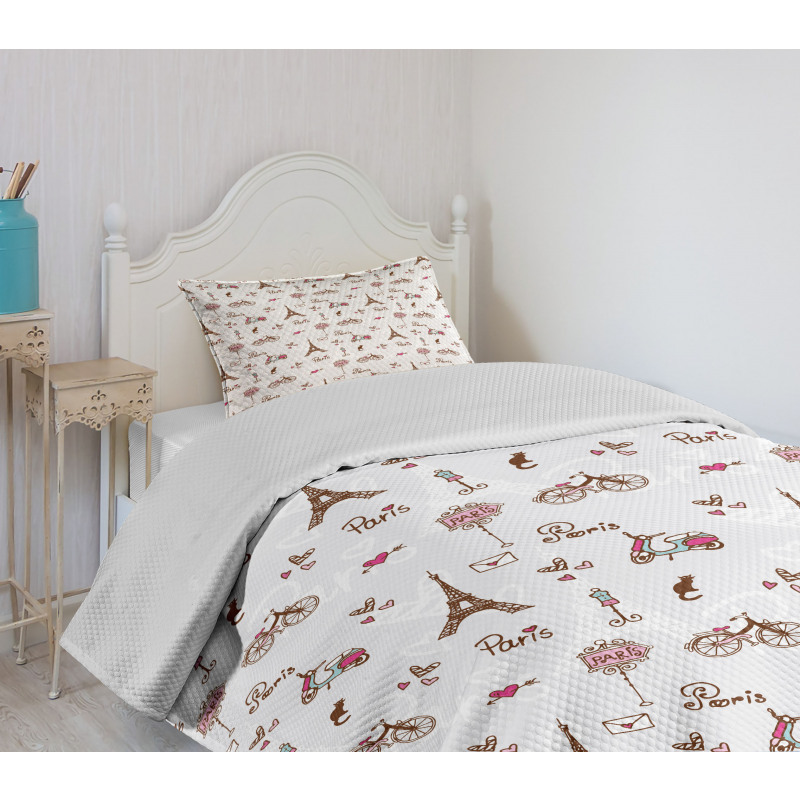 City of Love and Fashion Bedspread Set