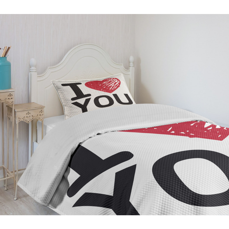 Simple Calligraphy Bedspread Set