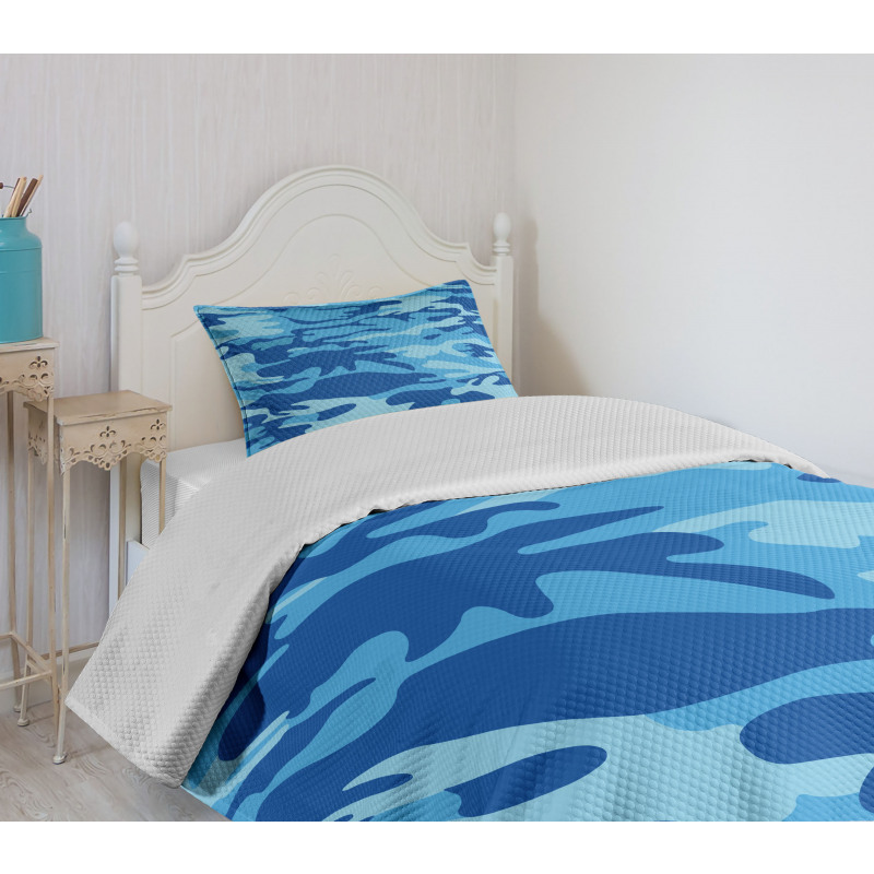 Aquatic Abstract Bedspread Set