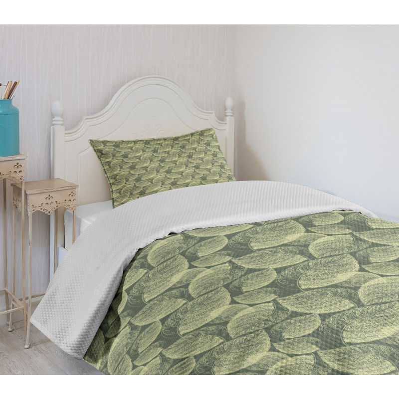 Autumn Leaves Line Art Bedspread Set