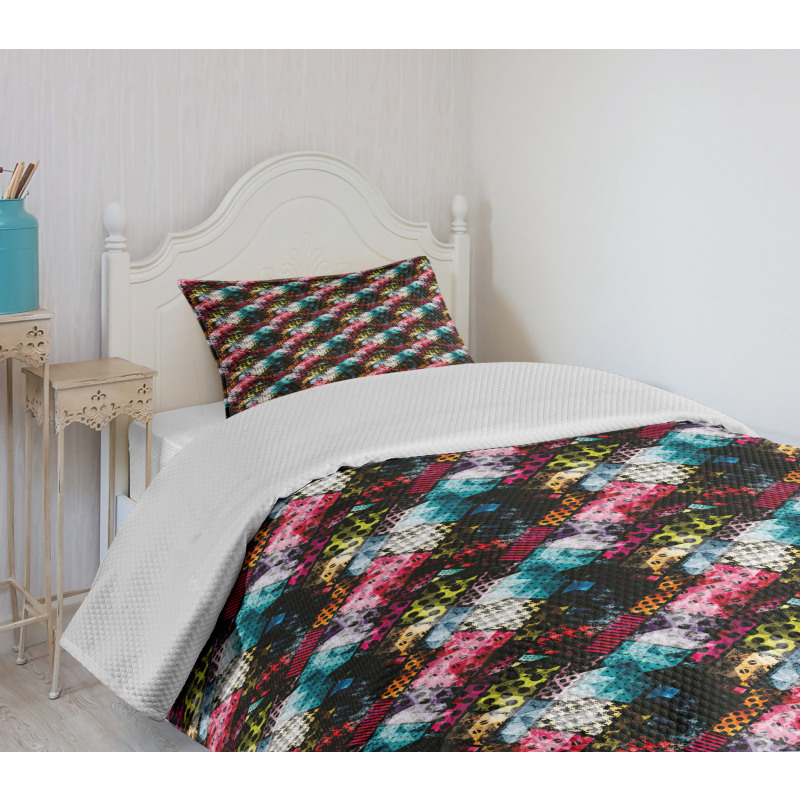 Vibrant Traditional Bedspread Set