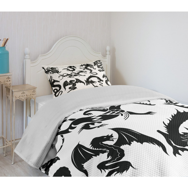 Oriental Monochrome Bedspread Set