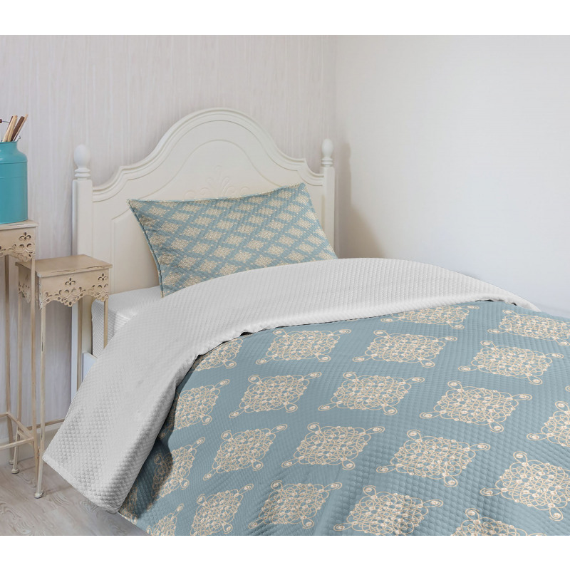 Symmetric Sailot Knot Bedspread Set