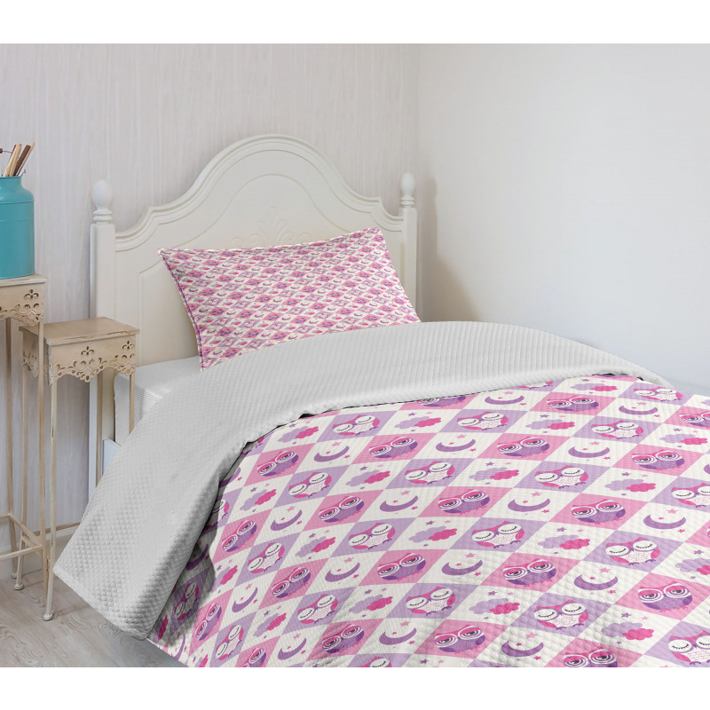 Checkered Pattern Owls Bedspread Set