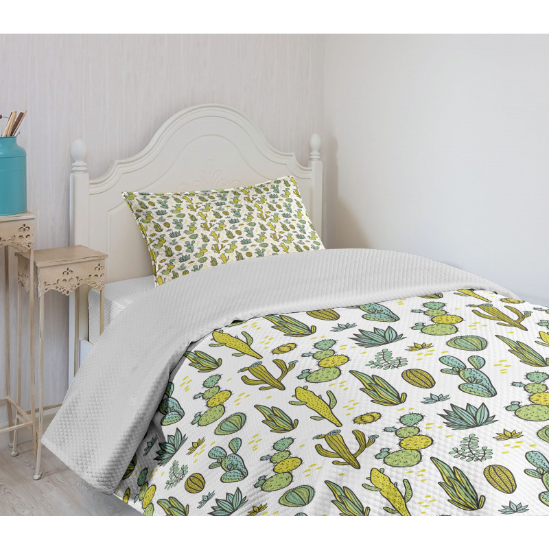 Tropical Foliage Motif Bedspread Set