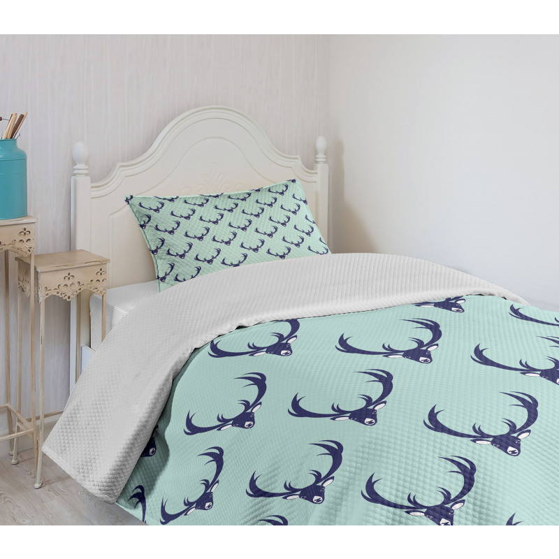 Abstract Creature Motif Bedspread Set