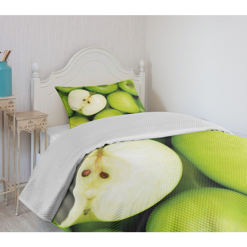 Realistic Healthy Snack Bedspread Set