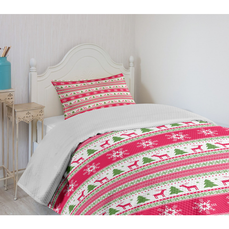 Needlework Style Xmas Bedspread Set