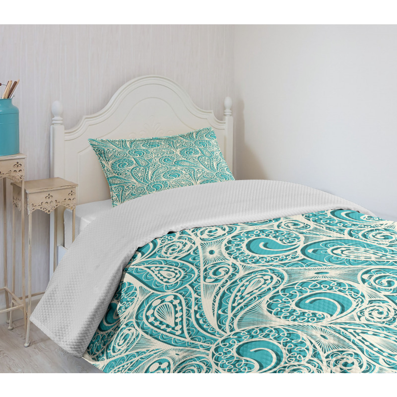 Feminine Fashion Bedspread Set