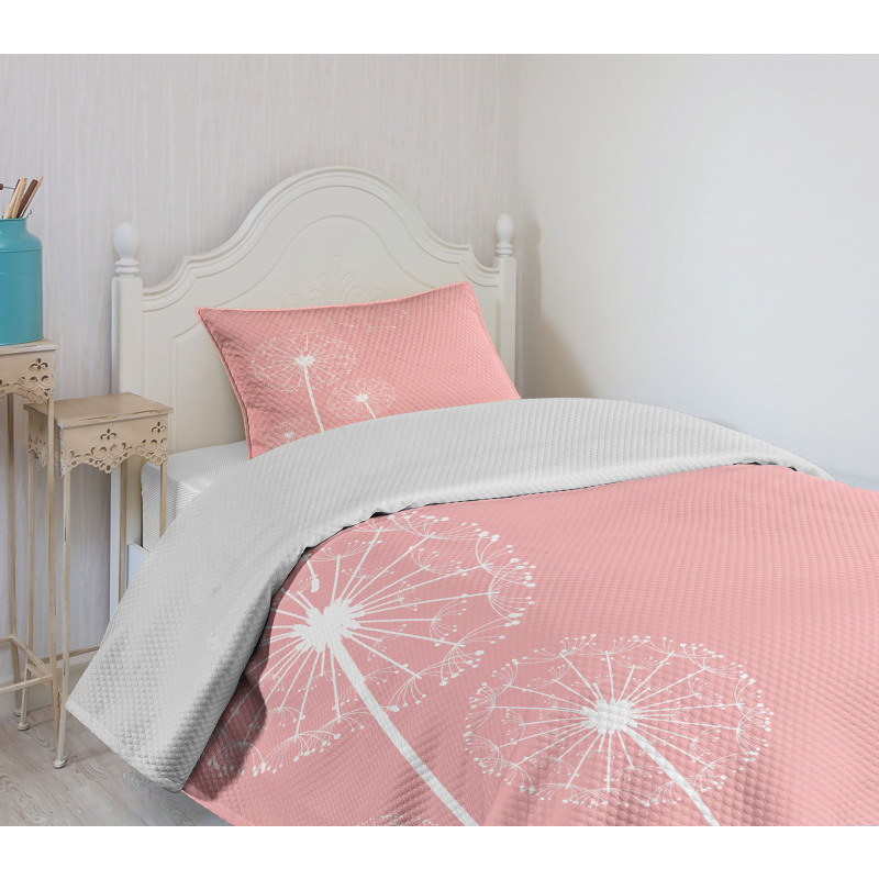 Sketch Style Flowers Bedspread Set