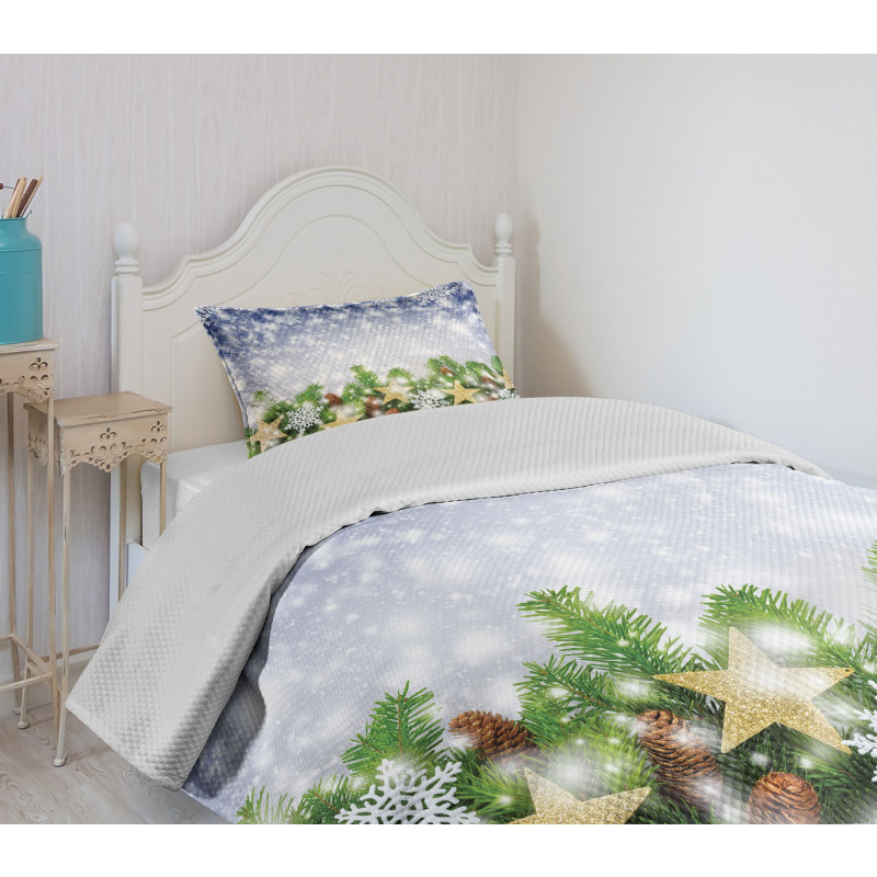 Bokeh Snowflakes Bedspread Set