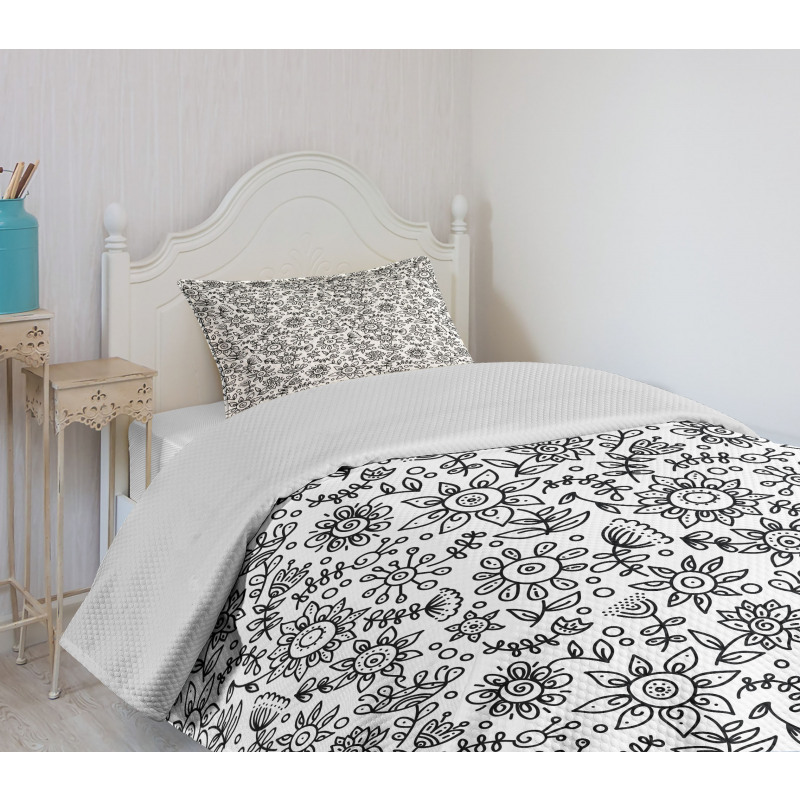 Floral Sketch Bedspread Set