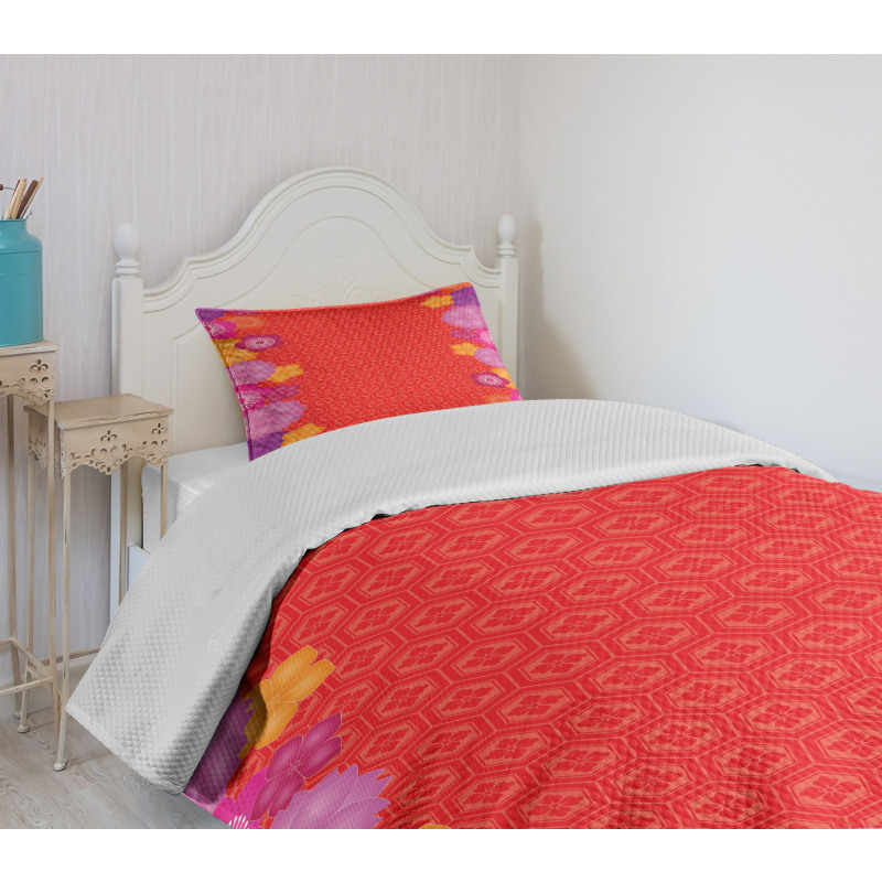 Auspicious Bellflower Bedspread Set