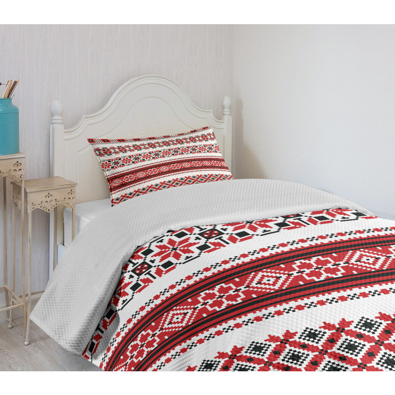 Ukrainian Accents Bedspread Set