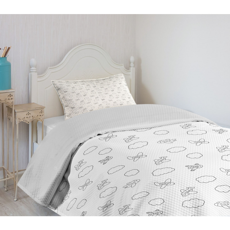 Childish Puffy Clouds Bedspread Set