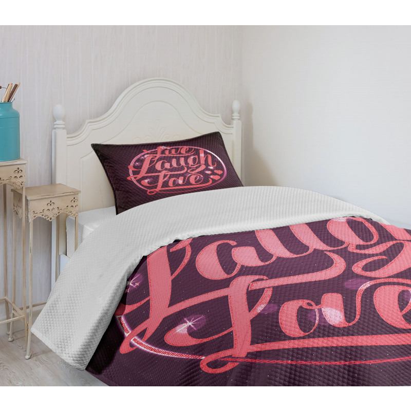 Bokeh Hearts Bedspread Set