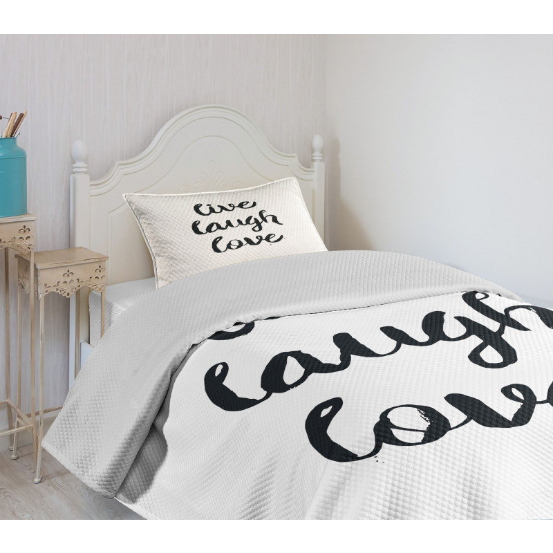 Retro Words Bedspread Set