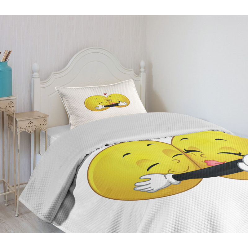 Emoji Hugging Bedspread Set