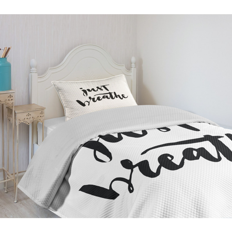 Modern Lettering Bedspread Set