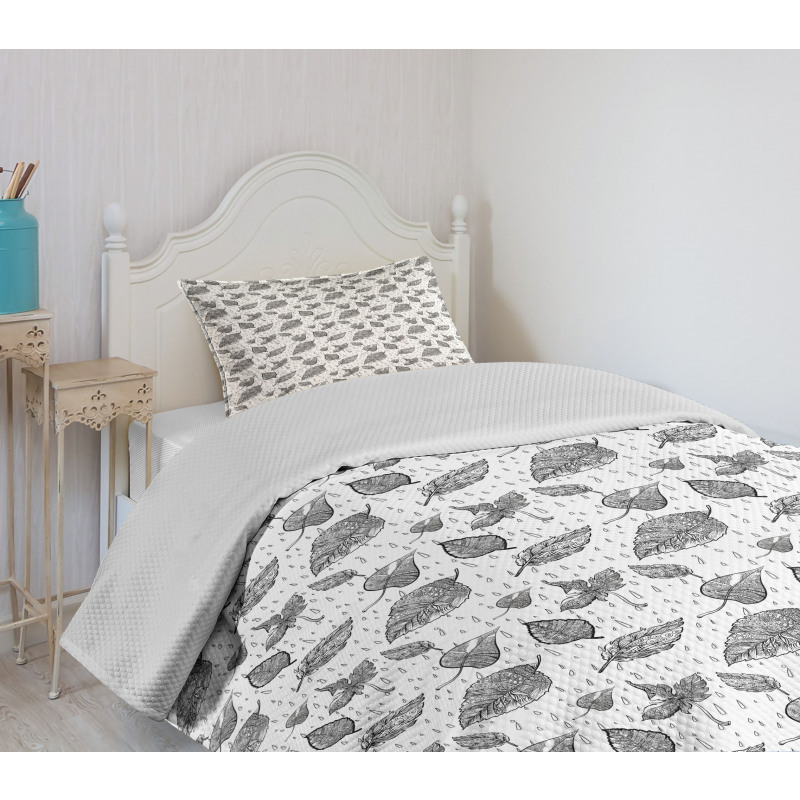 Doodle Foliage Bedspread Set