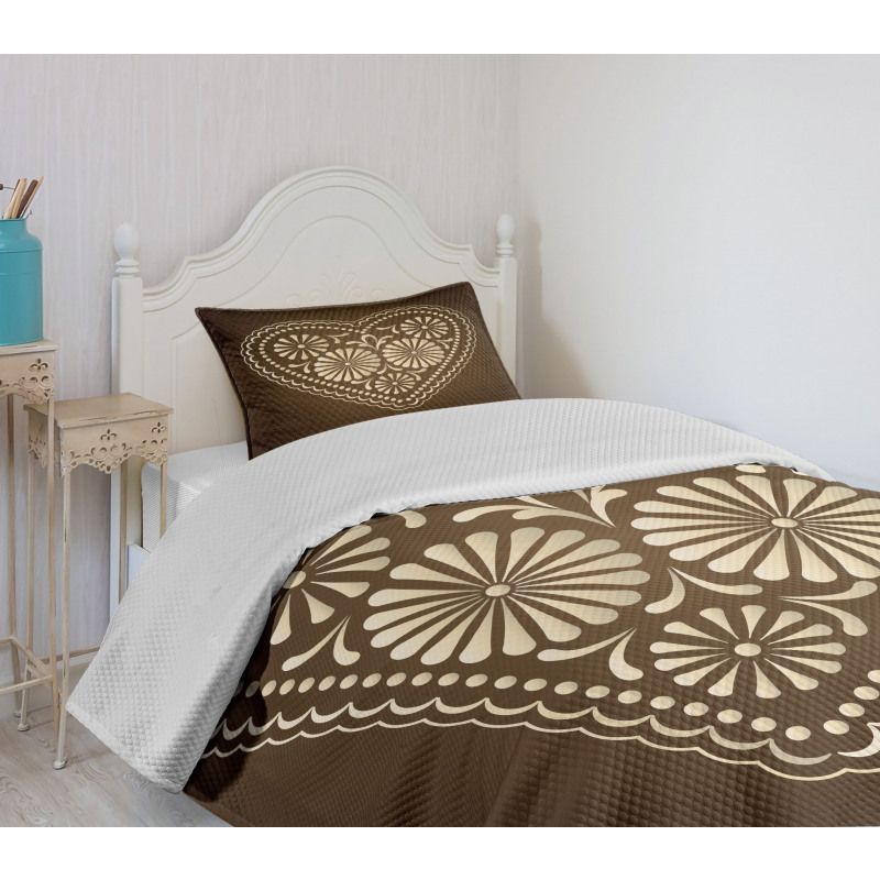 Romantic Heart Pattern Bedspread Set