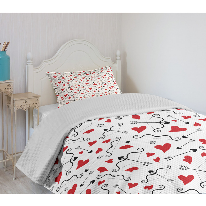 Arrows of Cupid Bedspread Set