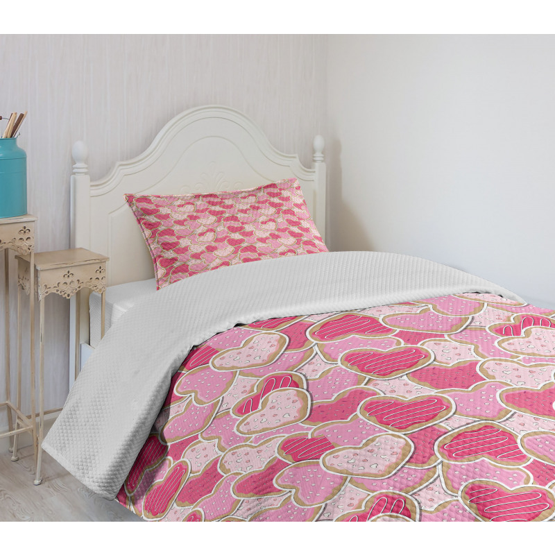 Heart Shapes Cookies Bedspread Set