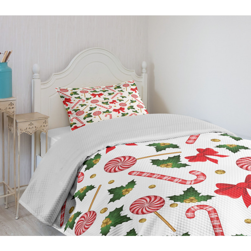 Mistletoe and Sweets Bedspread Set