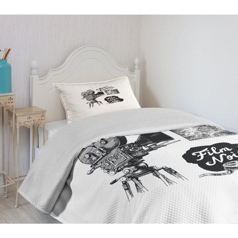 Camera Film Noir Bedspread Set