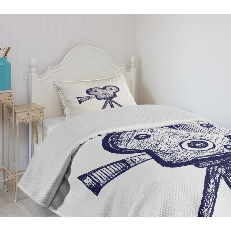 Sketch Projector Bedspread Set