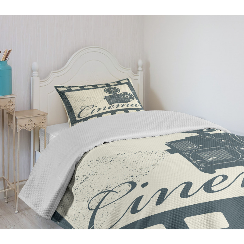 Grunge Poster Art Bedspread Set