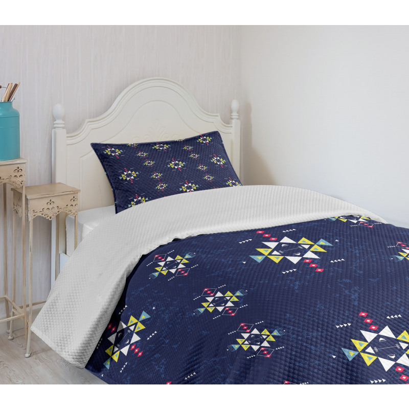 Geometric Art Bedspread Set