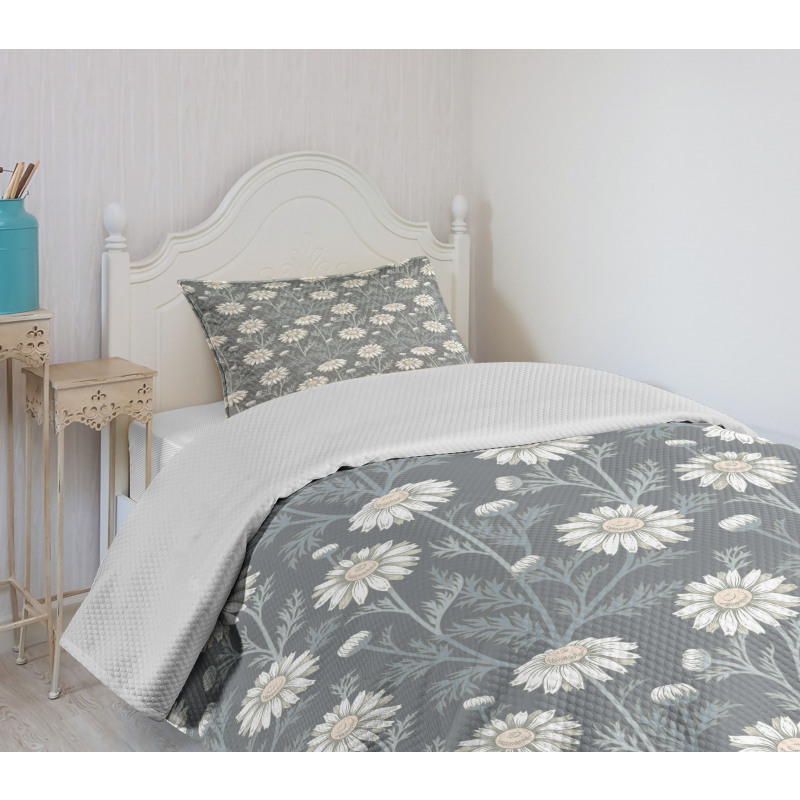 Daisy Petals Gardening Bedspread Set