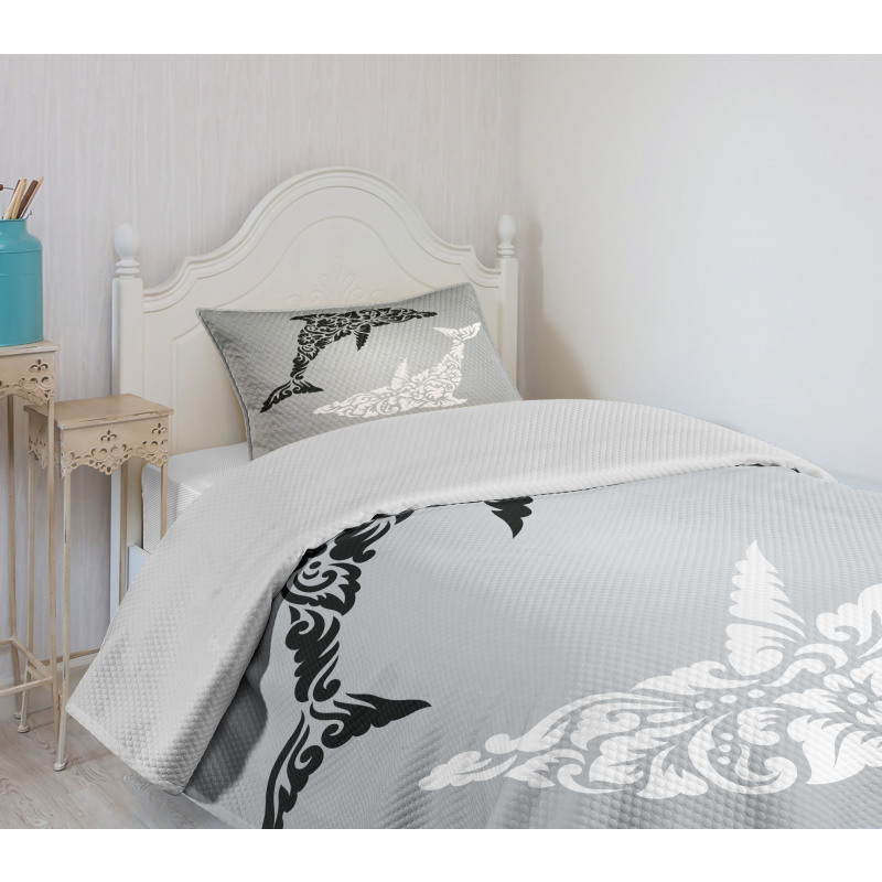 Monochrome Subaquatic Bedspread Set