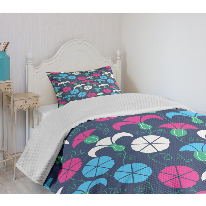 Colorful Bindweed Motif Bedspread Set