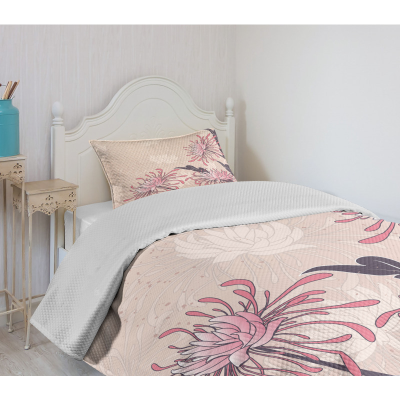 Chrysanthemum Bloom Bedspread Set