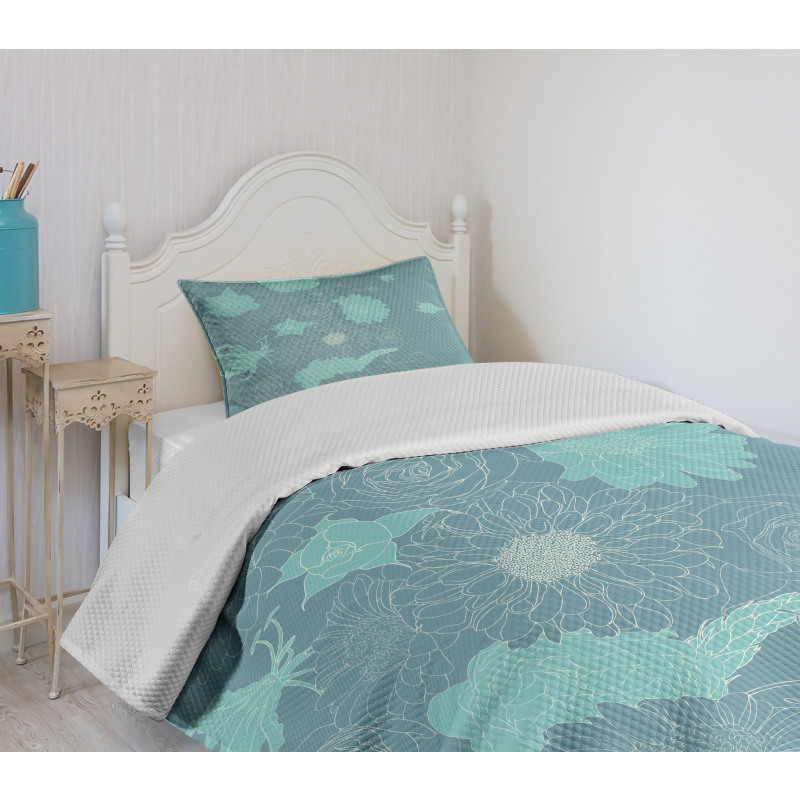 Exotic Blossoms Bedspread Set