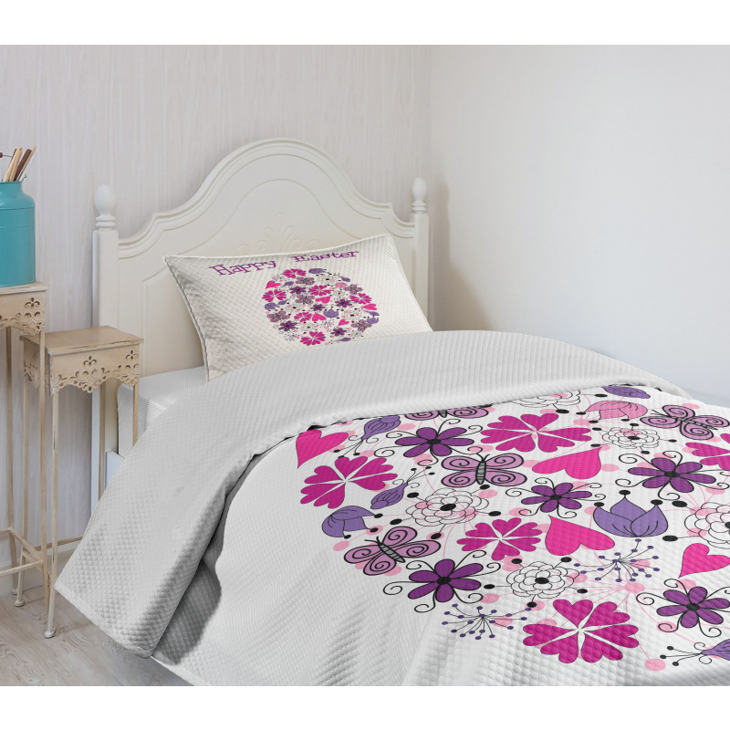 Holiday Flowers Bedspread Set