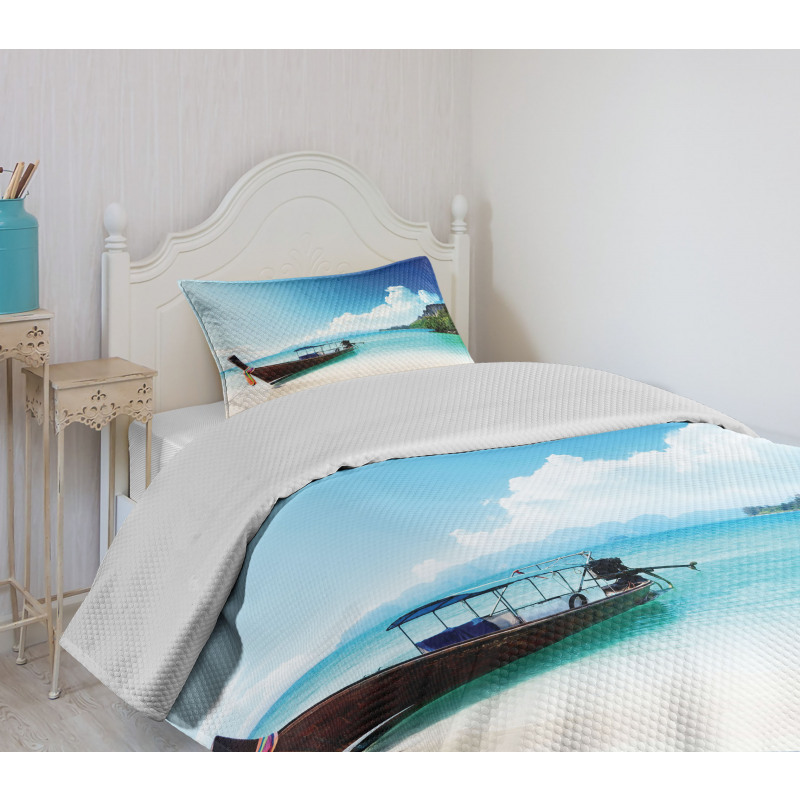 Boat Poda Island Thai Bedspread Set